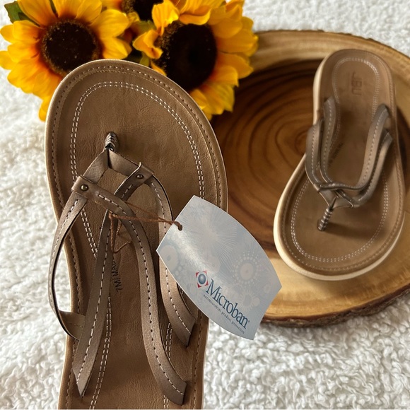 JBU by Jambu Baltimore Vegan Leather Classic Print Flip-Flops – Women’s 7M - Picture 5 of 6